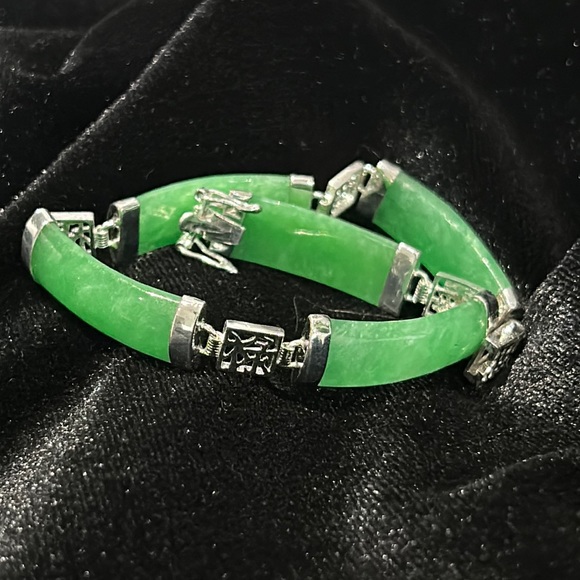 #29 Vintage 925 Silver & Jade Bracelet, 7 1/4" Safety Clasps - Picture 2 of 8